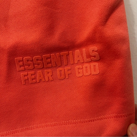 NWT Essentials Fear of God Coral Hoodie and Shorts Set Size Small Streetwear - Picture 11 of 16